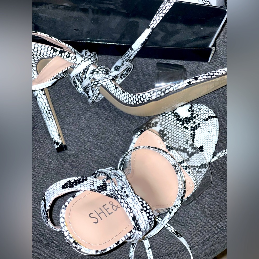 Heel Shoes